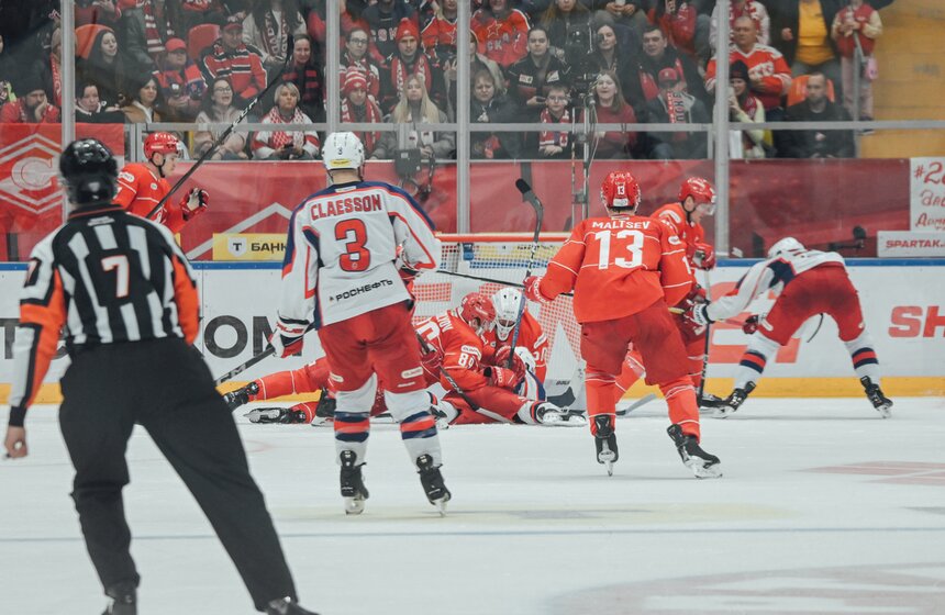"Спартак" обыграл ЦСКА в матче КХЛ 21 фото