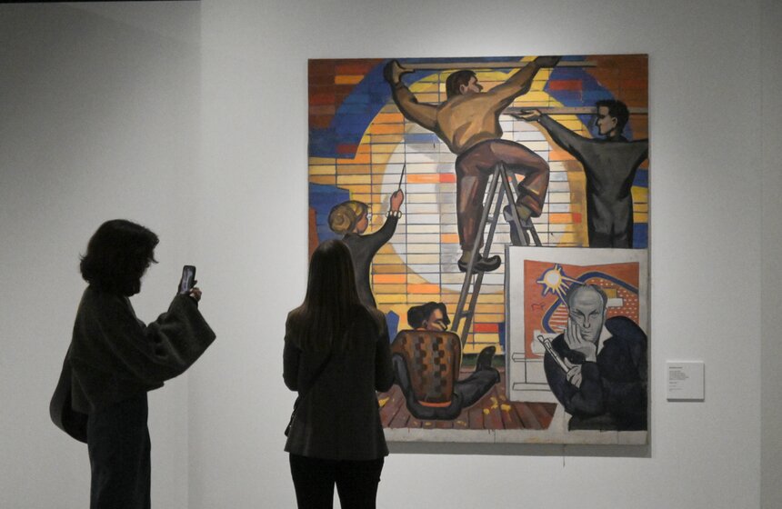 В столице открылась выставка "Искусство в масштабе. Монументальная живопись Москвы" 5 фото