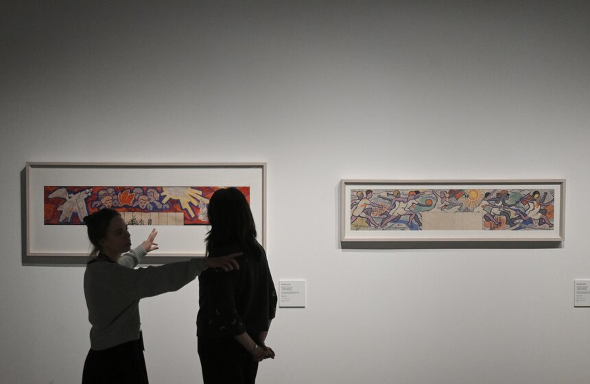 В столице открылась выставка "Искусство в масштабе. Монументальная живопись Москвы" 16 фото