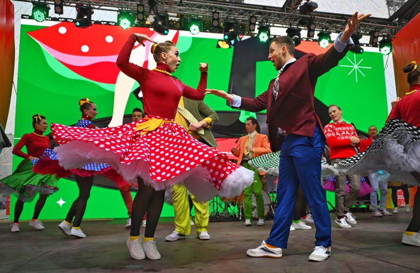 Костюмированный фестиваль "Стиляги: зимняя дискотека" прошел в Москве 8 фото