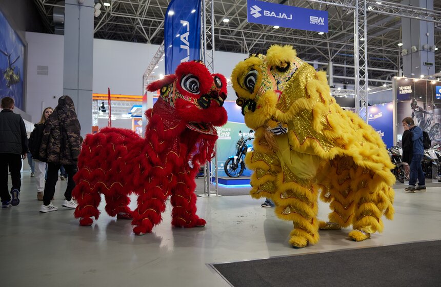 Выставка "Мотовесна" открылась в парке "Патриот" в Москве 18 фото