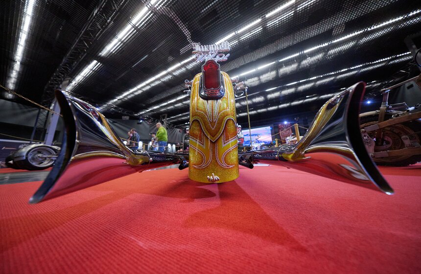 Выставка "Кастом особого назначения" проходит на ВДНХ 14 фото