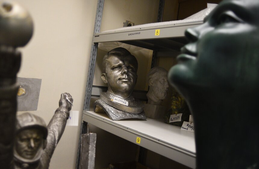 Пресс-тур прошел по закрытому хранилищу Музея космонавтики в Москве 17 фото