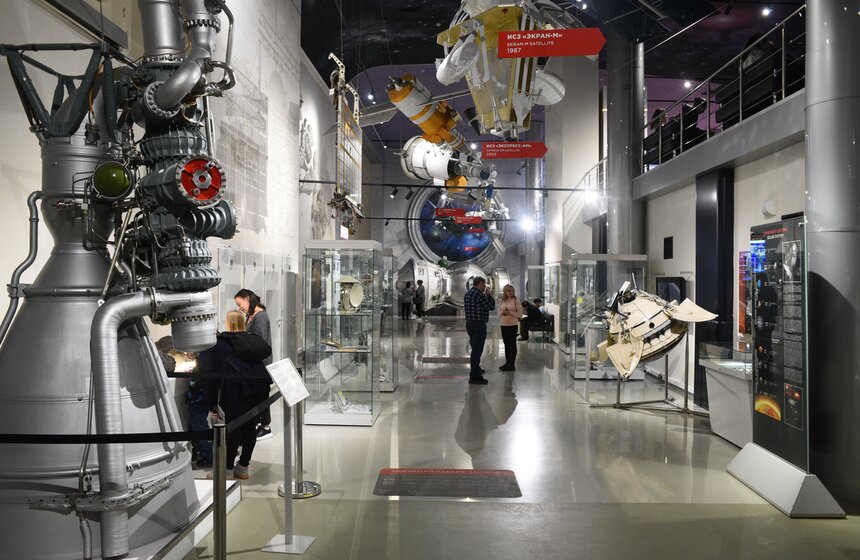 Пресс-тур прошел по закрытому хранилищу Музея космонавтики в Москве 24 фото