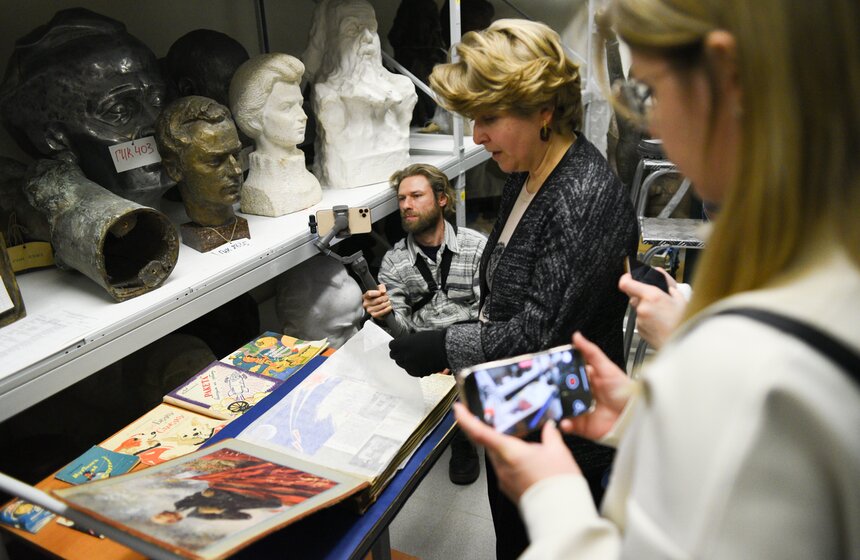 Пресс-тур прошел по закрытому хранилищу Музея космонавтики в Москве 11 фото