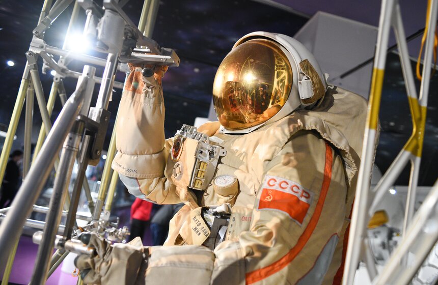 Пресс-тур прошел по закрытому хранилищу Музея космонавтики в Москве 4 фото