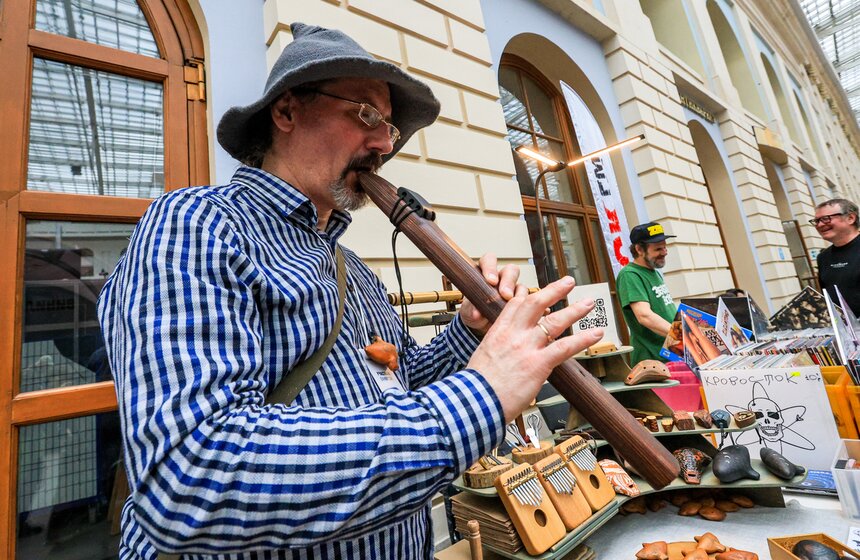 Международная ярмарка интеллектуальной литературы non/fictio№Весна стартовала в Москве 24 фото