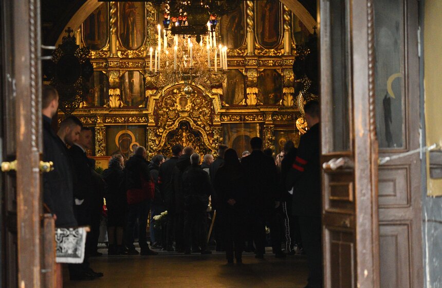 Прощание с Пашей Техником прошло в храме Петра и Павла в Лефортове 20 фото