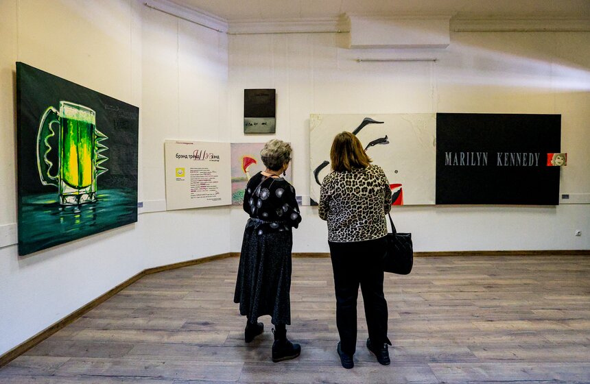 Выставка работ Василия Чекашова "Все круги АРТа" стартовала в Москве 8 фото