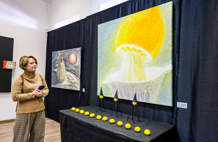 Выставка работ Василия Чекашова "Все круги АРТа" стартовала в Москве 6 фото