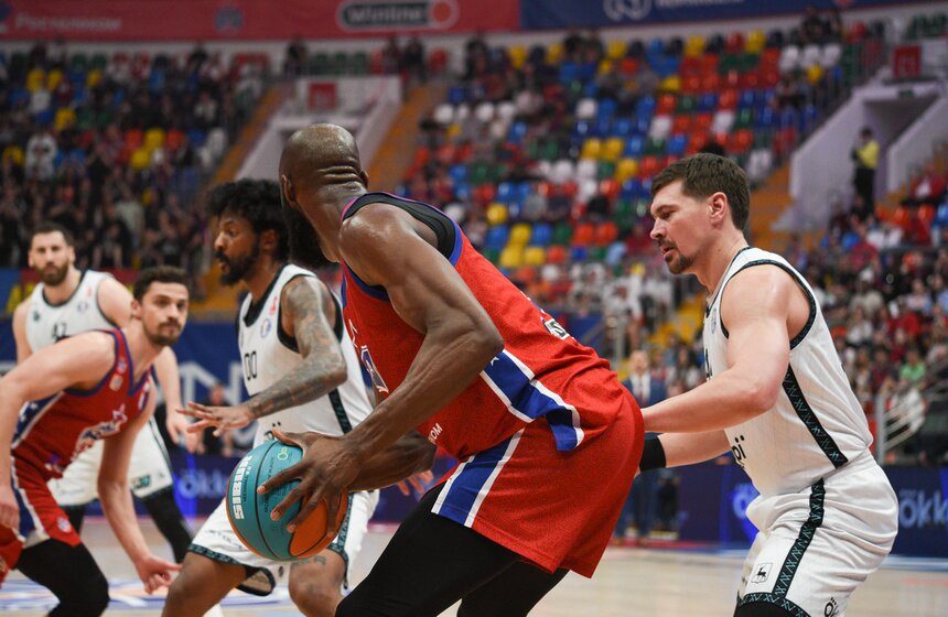 ЦСКА обыграл "Пари НН" в первом матче серии 1/4 финала плей-офф Единой лиги ВТБ 12 фото