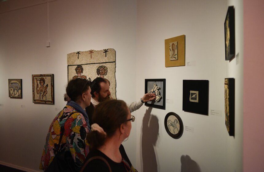 В столице открылась выставка "Звери и мифы: от античных мозаик к московским изразцам" 6 фото