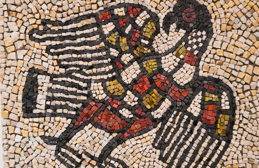 В столице открылась выставка "Звери и мифы: от античных мозаик к московским изразцам" 14 фото