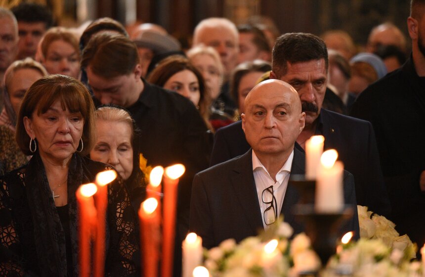 Прощание с Зурабом Церетели проходит в храме Христа Спасителя 23 апреля 19 фото