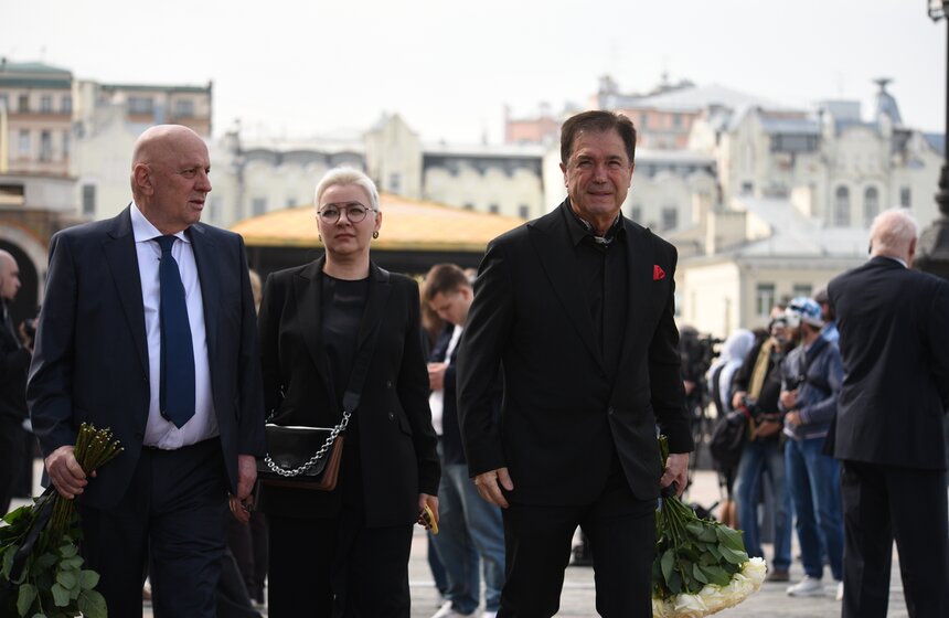 Прощание с Зурабом Церетели проходит в храме Христа Спасителя 23 апреля 2 фото