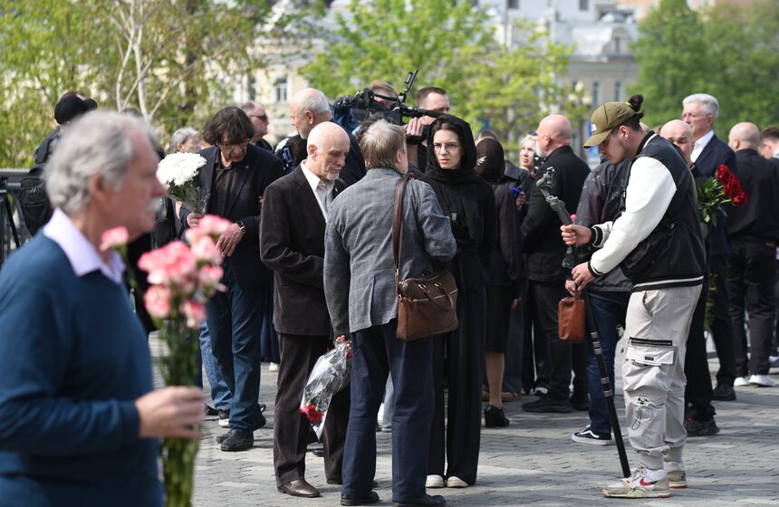 Прощание с Зурабом Церетели проходит в храме Христа Спасителя 23 апреля 5 фото