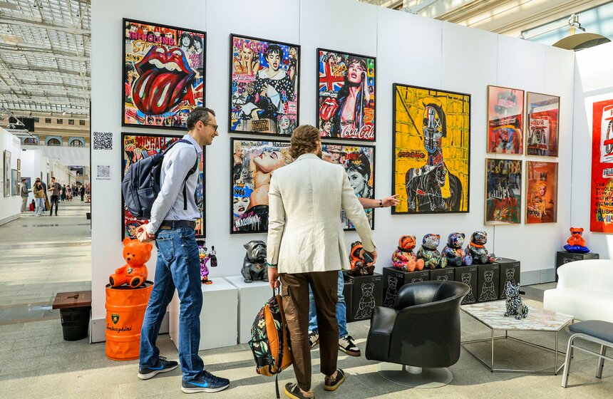 Ярмарка "Арт Москва" открылась в Гостином Дворе 10 фото