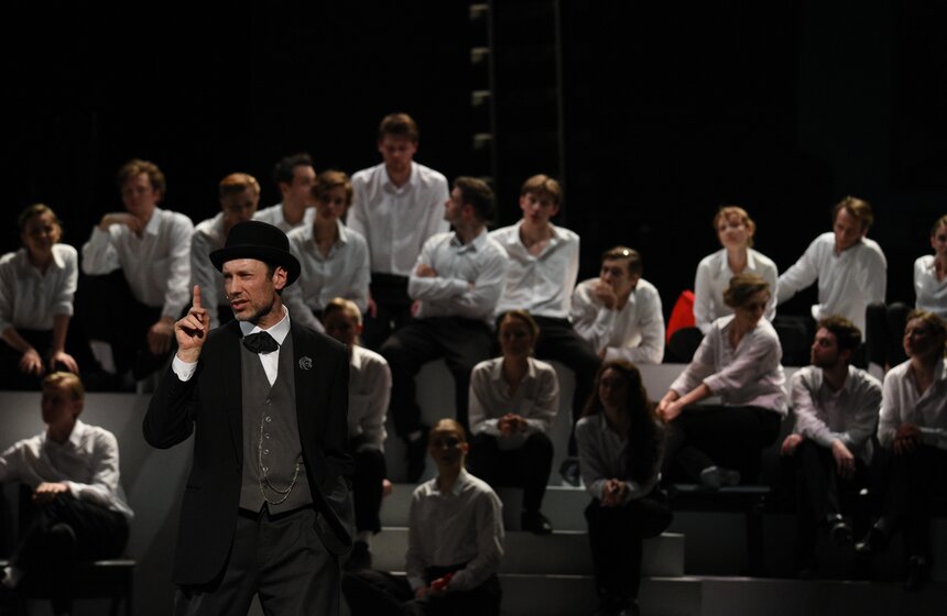 Театр имени Гоголя отметил 100-летие спектаклем-концертом 19 фото