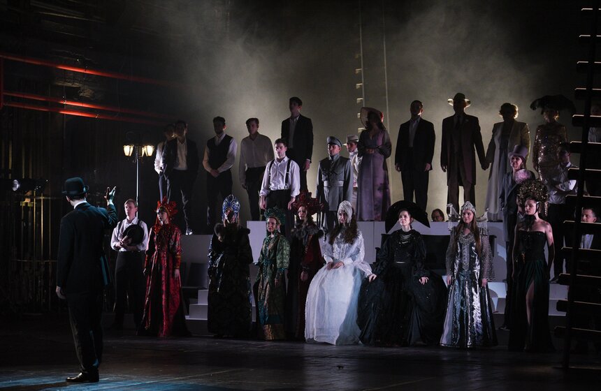 Театр имени Гоголя отметил 100-летие спектаклем-концертом 32 фото