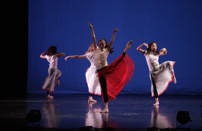 В театре "Новая Опера" представили кантату "Кармина Бурана" 8 фото