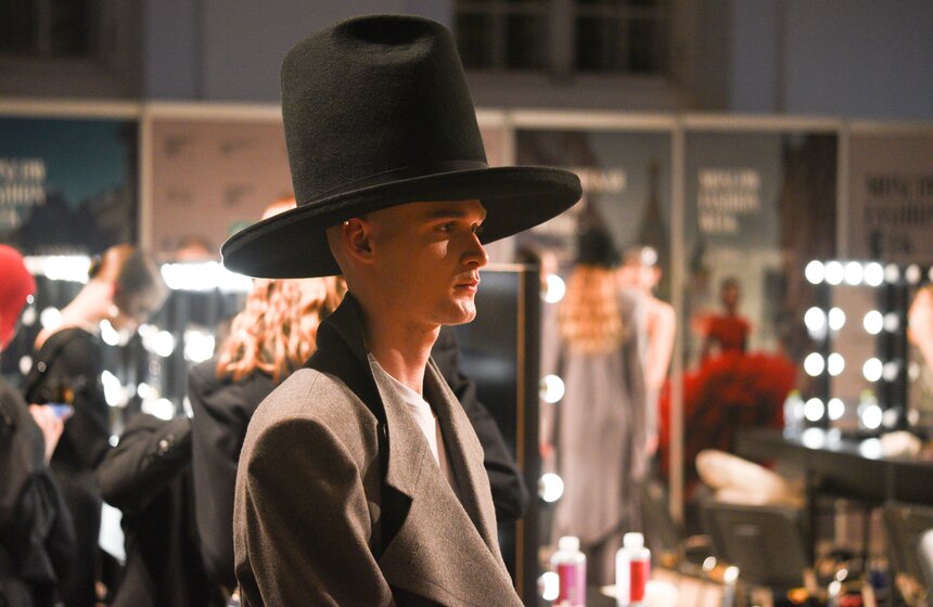 Дом моды Вячеслава Зайцева представил авангардную ретроспективу на Московской неделе моды 5 фото