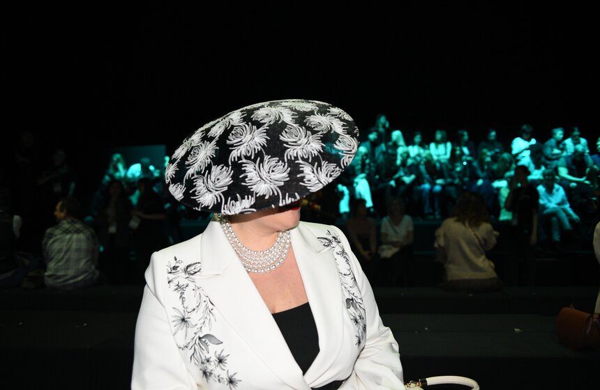 Дом моды Вячеслава Зайцева представил авангардную ретроспективу на Московской неделе моды 13 фото