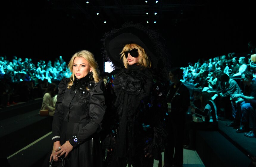 Дом моды Вячеслава Зайцева представил авангардную ретроспективу на Московской неделе моды 11 фото