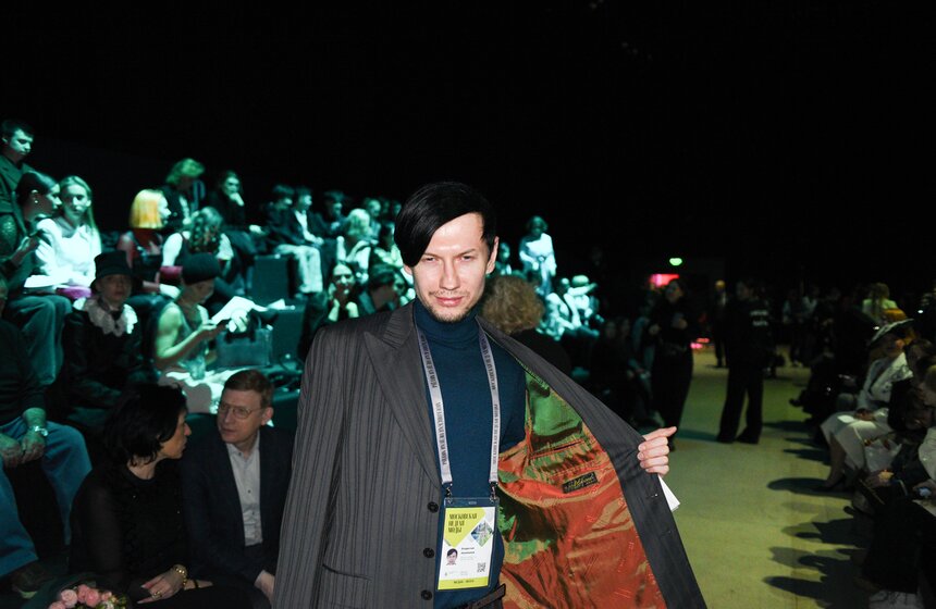 Дом моды Вячеслава Зайцева представил авангардную ретроспективу на Московской неделе моды 17 фото