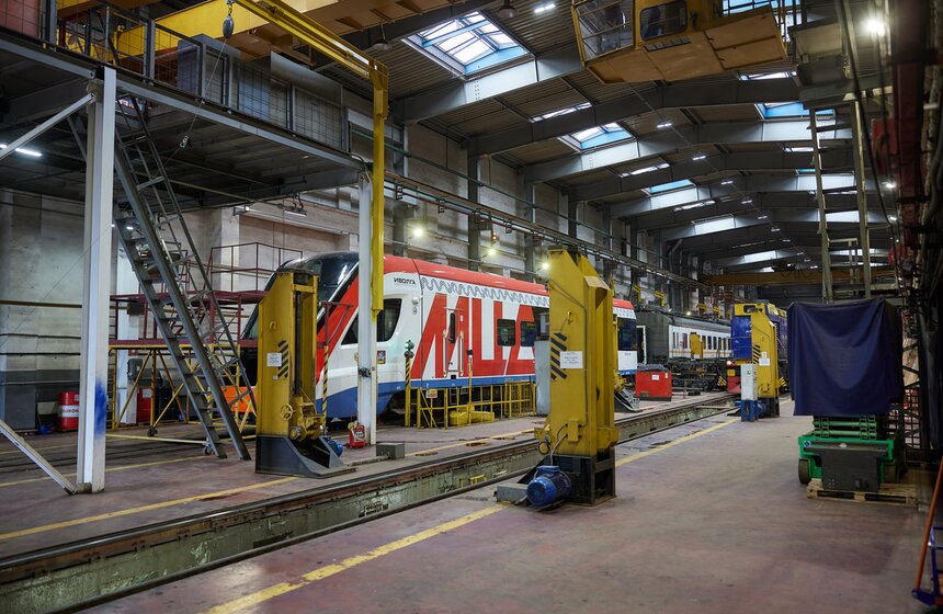 Торжественное мероприятие прошло в честь 80-летия моторвагонного депо "Нахабино" 15 фото