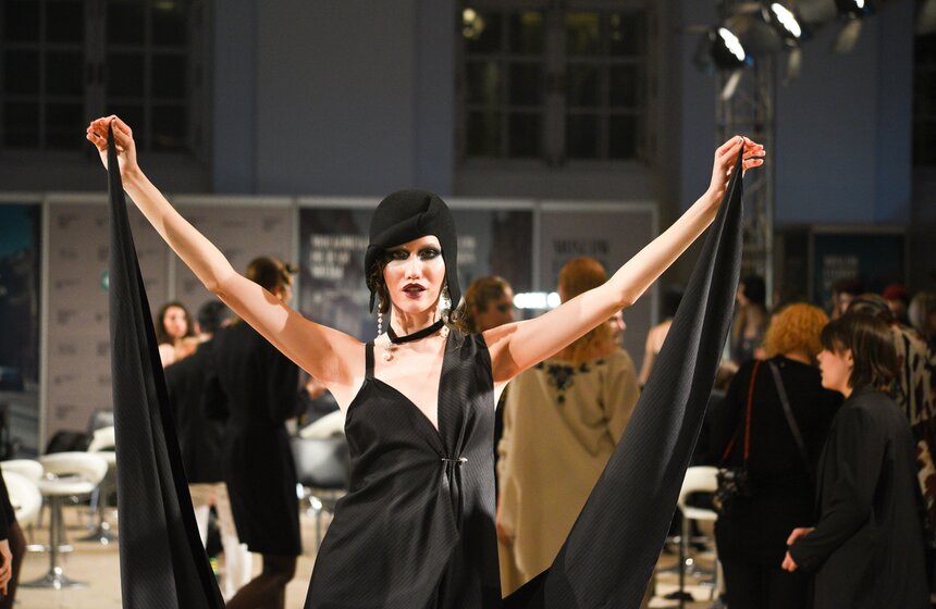 Дом моды Вячеслава Зайцева представил авангардную ретроспективу на Московской неделе моды 3 фото