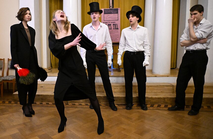 Выставка "Качалов – Чацкий. Грибоедов "Горе от ума" открылась в доме-музее Станиславского 7 фото