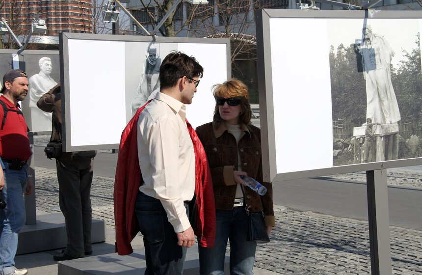 В "Музеоне" открылась выставка "Архив Сергея Меркурова" 11 фото