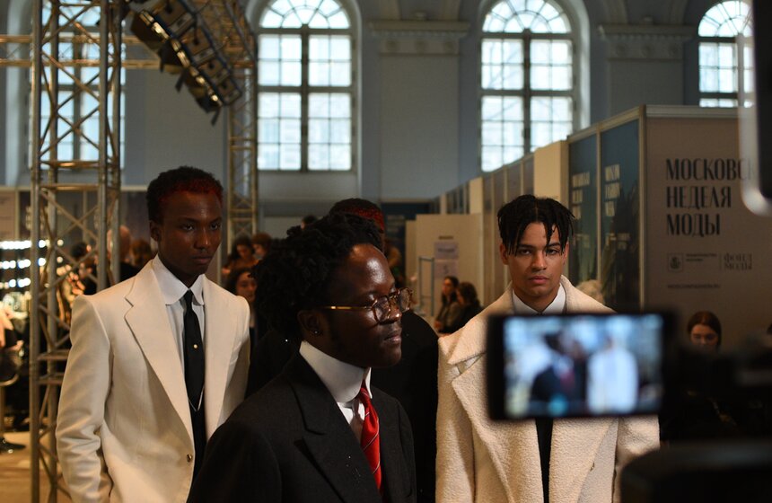 Четвертая Московская неделя моды стартовала в ЦВЗ "Манеж" 10 фото