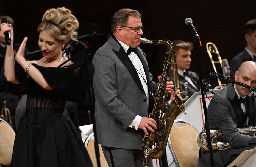 Американские звезды и трио Бутмана выступили на фестивале "Триумф джаза" 46 фото