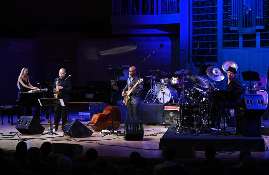 Американские звезды и трио Бутмана выступили на фестивале "Триумф джаза" 19 фото