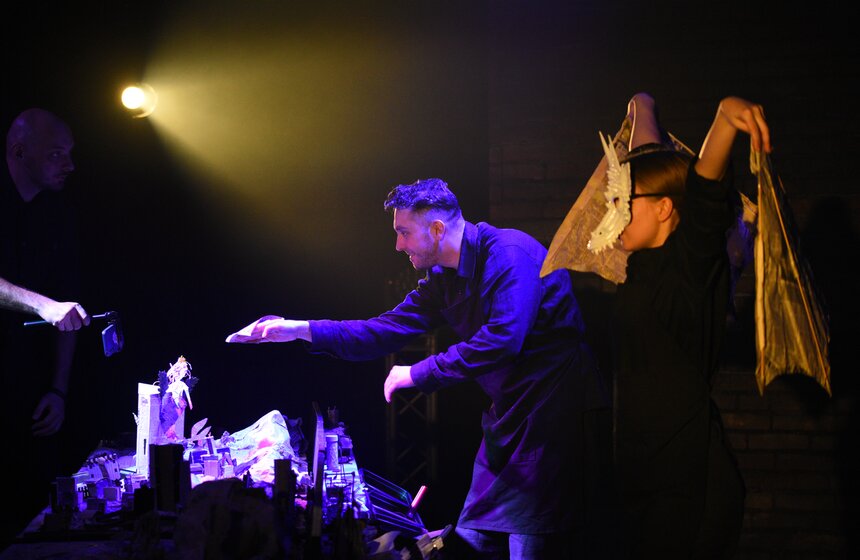 Двенадцатичасовой театральный марафон прошел в "Новом Манеже" 14 фото