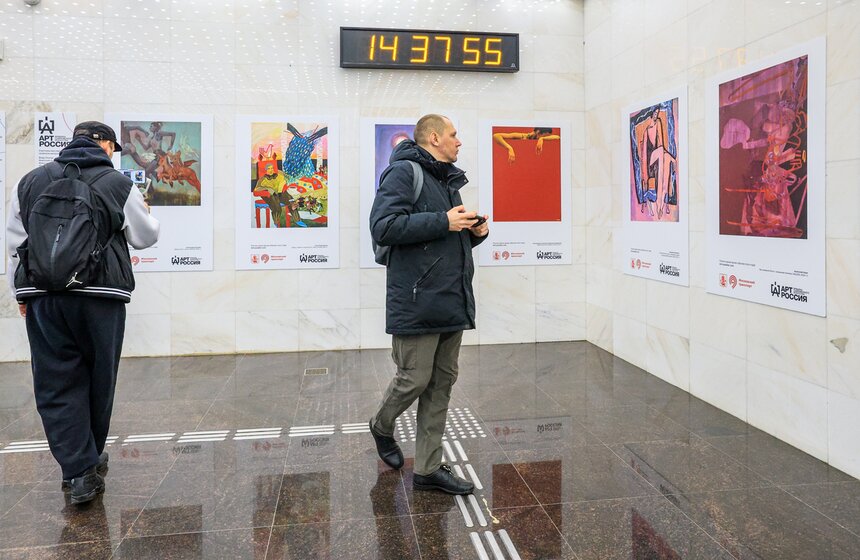 Новая выставка открылась в эскалаторной галерее на Воробьевых горах 2 фото