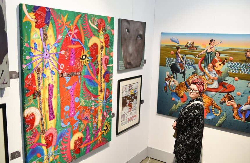 Ярмарка "Арт Россия" открылась в Гостином Дворе 17 фото