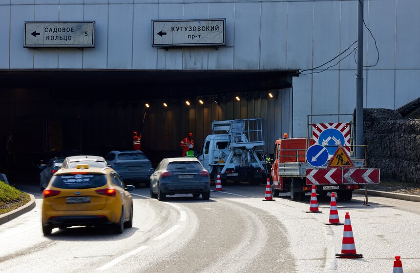 В Москве промыли тоннель Маршала Гречко 5 фото