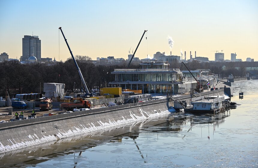 Теплая и солнечная погода пришла в Москву в конце зимы 10 фото