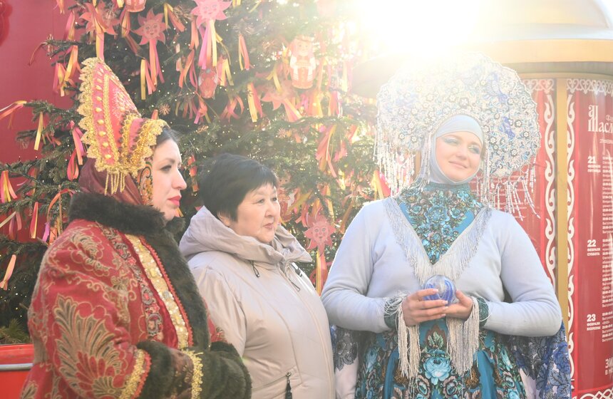 "Московская Масленица" завершилась яркими гуляниями и народными промыслами 3 фото