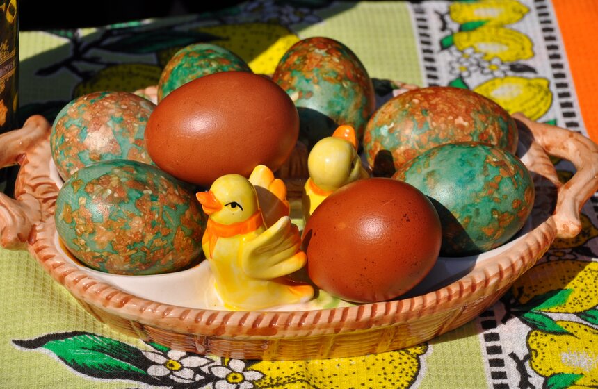 В столичных храмах проходит освящение пасхальных куличей 18 фото