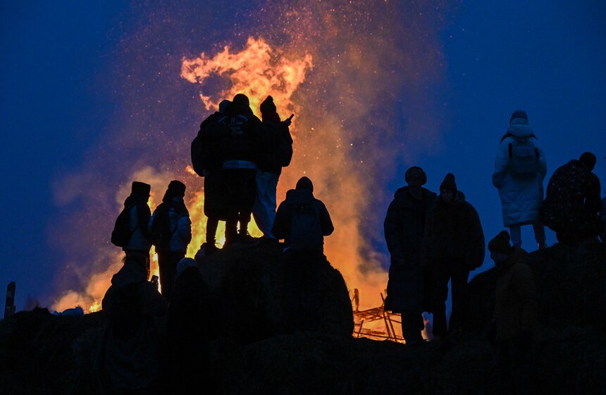 Масленица прошла в арт-парке "Никола-Ленивец" под Калугой 33 фото