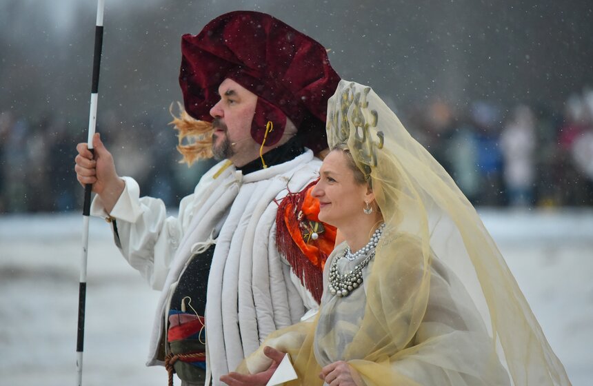 Масленица прошла в арт-парке "Никола-Ленивец" под Калугой 20 фото