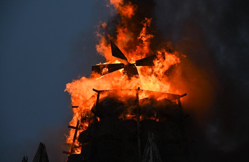 Масленица прошла в арт-парке "Никола-Ленивец" под Калугой 22 фото
