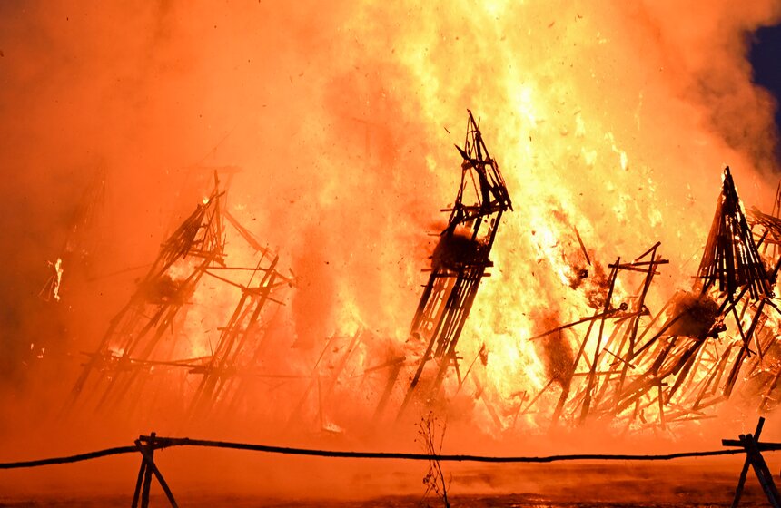 Масленица прошла в арт-парке "Никола-Ленивец" под Калугой 31 фото