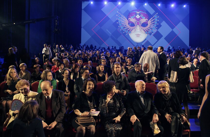 В столице вручили театральную премию "Золотая маска" 4 фото