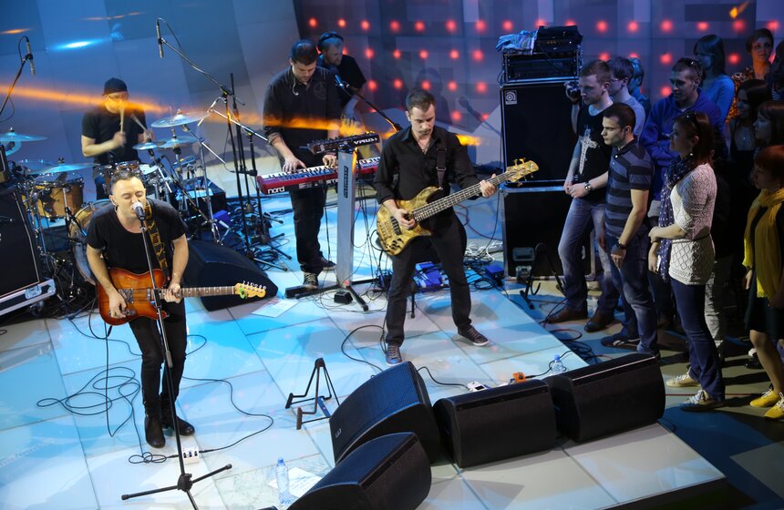 Группа "Звери" выступила в программе "Живой звук" 3 фото