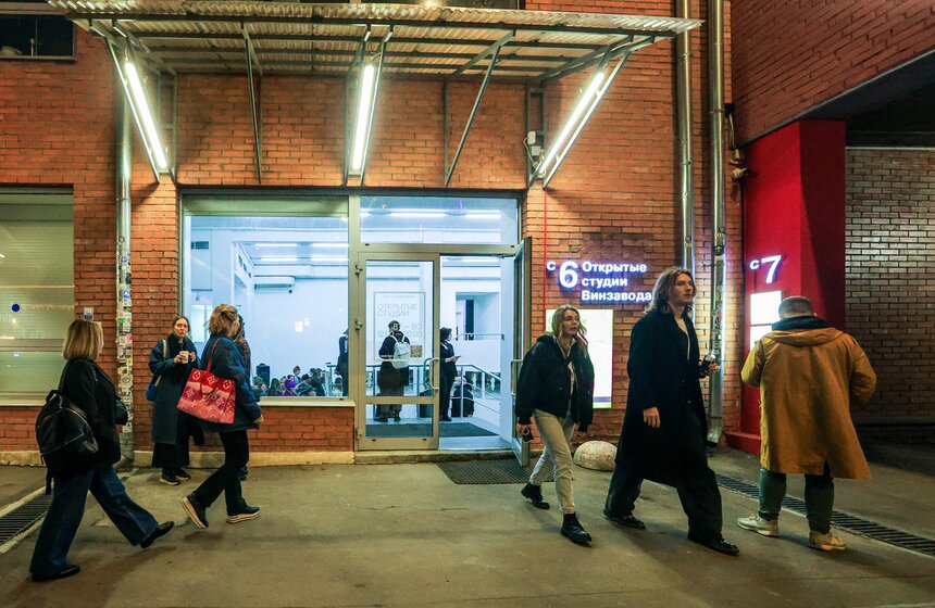 Новый 12-й сезон Открытых студий "Винзавода" стартовал в Москве 22 фото
