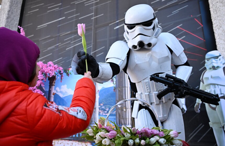 Международный женский день отметили на ВДНХ 18 фото